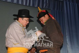 Монгол улсын Алдарт уяач О.Төмөрбаатар: Миний моринд зориулсан “Аварга зээрд, алтан тоос” гэж дуу бий