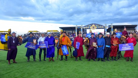 Архангай аймгийн 100 жилийн ой, хангайн бүсийн уралдаанд эхний 20-д хурдалсан шүдлэнгүүд