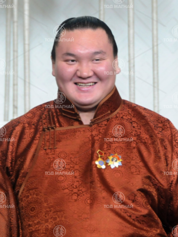 Цолгүй уяач Даваажаргал